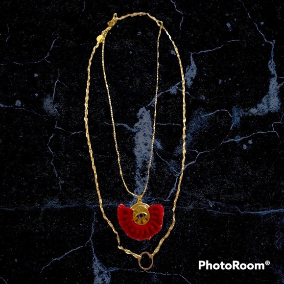 EUC gold toned tassel necklace - Picture 2 of 3